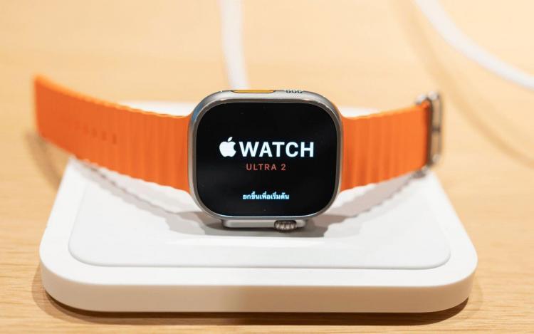 Apple Watch Sales Ban Suspended