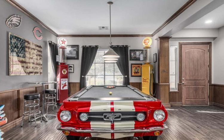 Enjoy Billiards with the American Classics